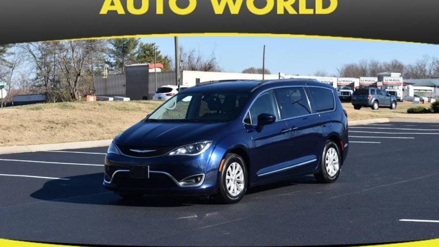 2018 Chrysler Pacifica Touring L — Minivan — 71,451 mi — Old Hickory, TN