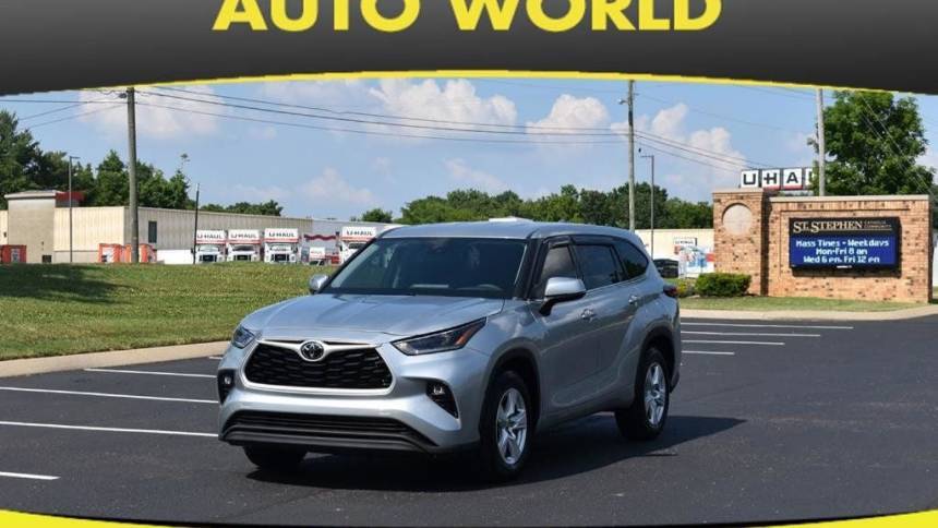 2021 Toyota Highlander LE — SUV — 26,948 mi — Old Hickory, TN