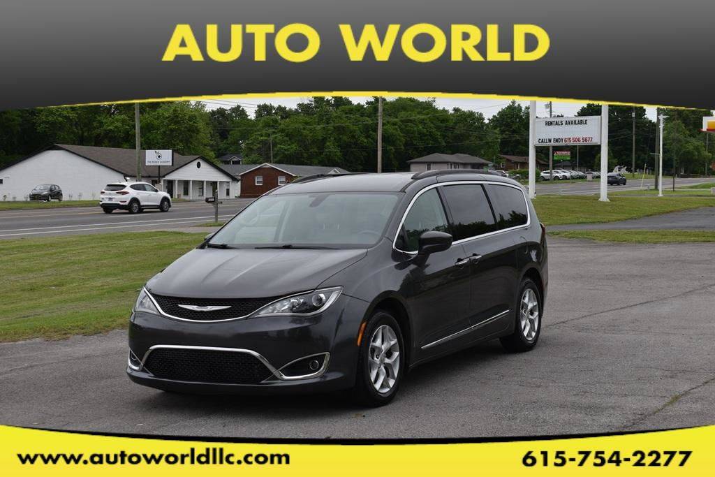 2017 Chrysler Pacifica Touring L — Minivan — 145,554 mi — Old Hickory, TN