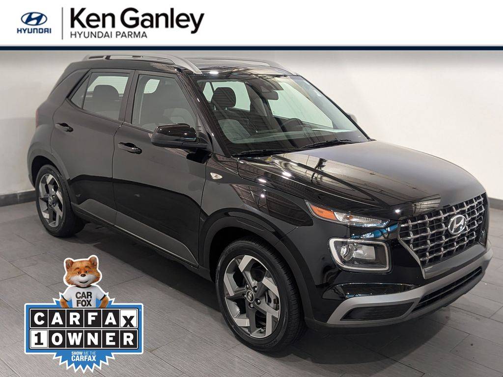 2022 Hyundai Venue SEL — SUV — 11,343 mi — Parma, OH