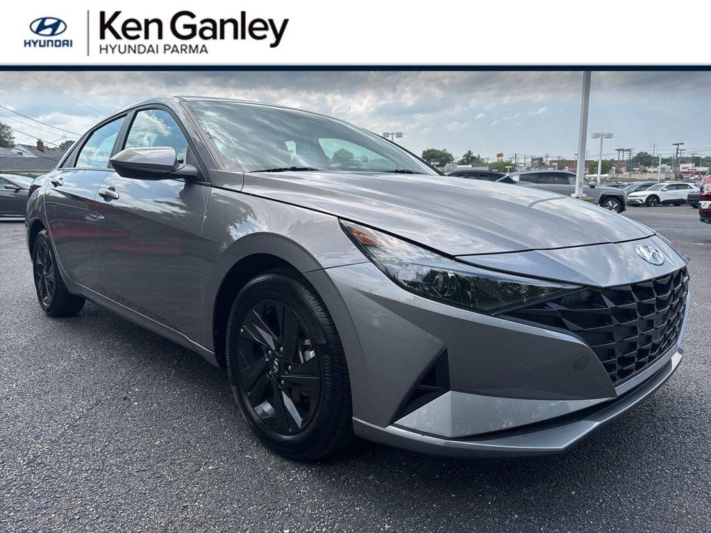 2023 Hyundai Elantra SEL — Sedan — 6,587 mi — Parma, OH