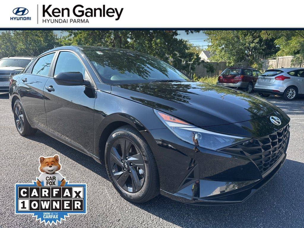 2023 Hyundai Elantra SEL — Sedan — 23,591 mi — Parma, OH