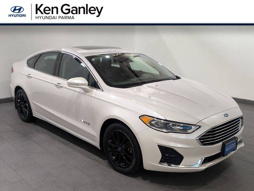 2019 Ford Fusion Hybrid SEL — Sedan — 71,775 mi — Parma, OH