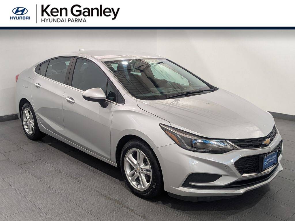 2016 Chevrolet Cruze LT — Sedan — 81,755 mi — Parma, OH