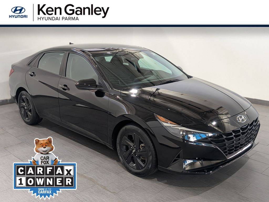 2023 Hyundai Elantra Hybrid Blue — Sedan — 31,947 mi — Parma, OH