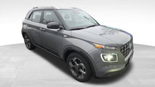 2022 Hyundai Venue Limited — SUV — 22,526 mi — Parma, OH