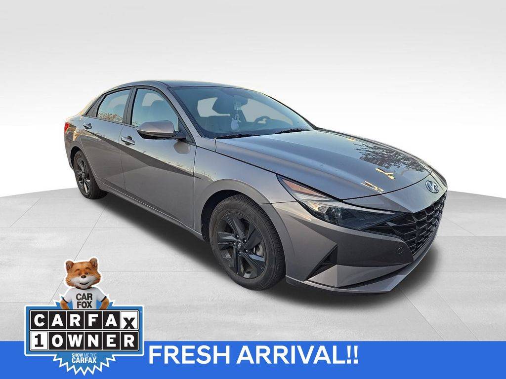 2023 Hyundai Elantra SEL — Sedan — 28,544 mi — Parma, OH
