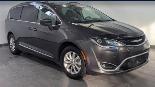 2018 Chrysler Pacifica Touring L Plus — Minivan — 100,530 mi — Parma, OH