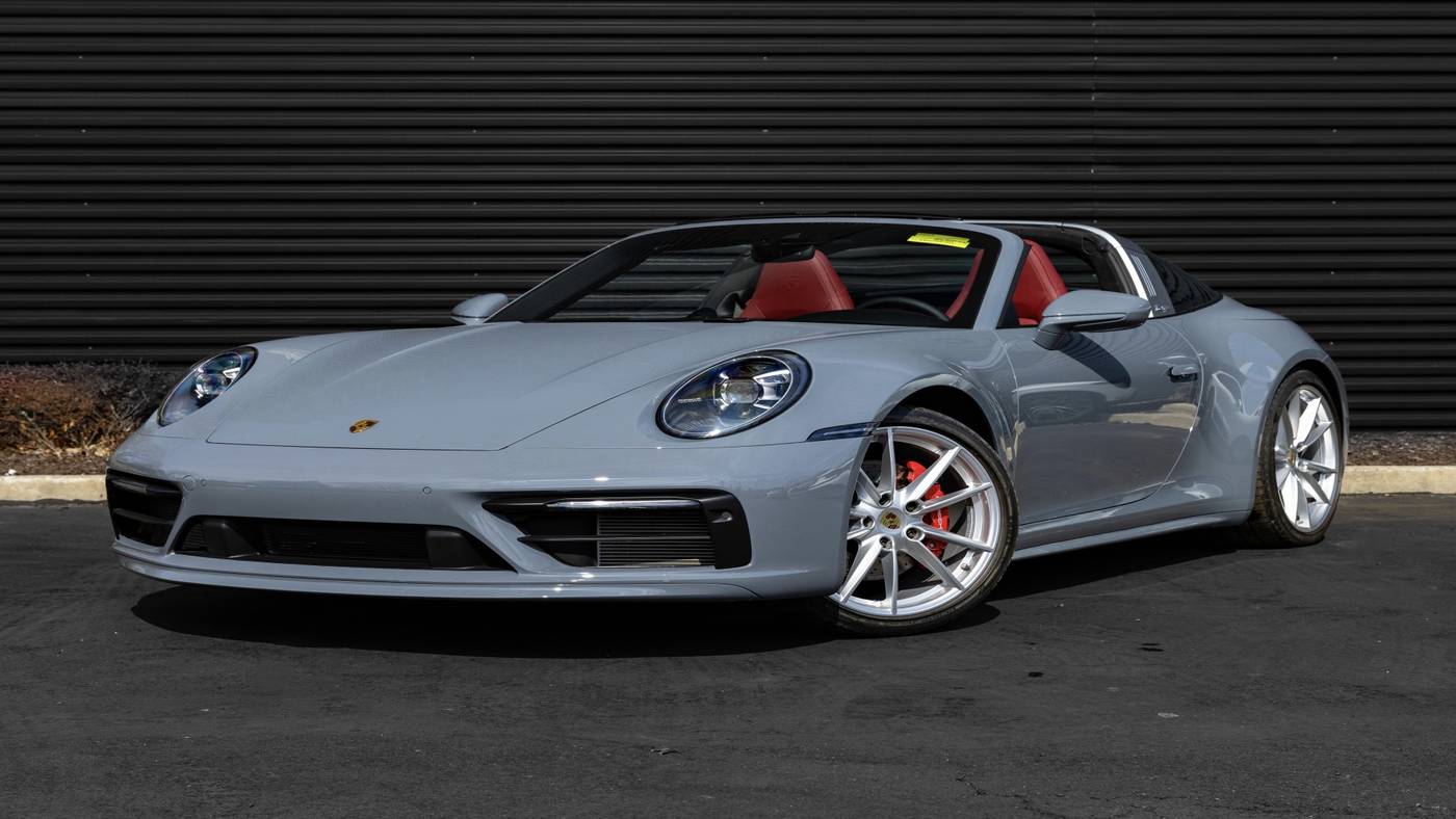 2024 Porsche 911 Carrera 4S — Coupe — 2,848 mi — Huntington Station, NY