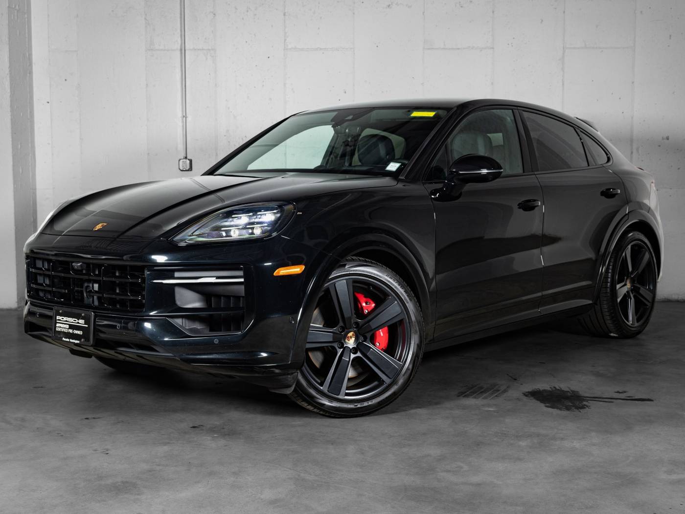 2025 Porsche Cayenne GTS