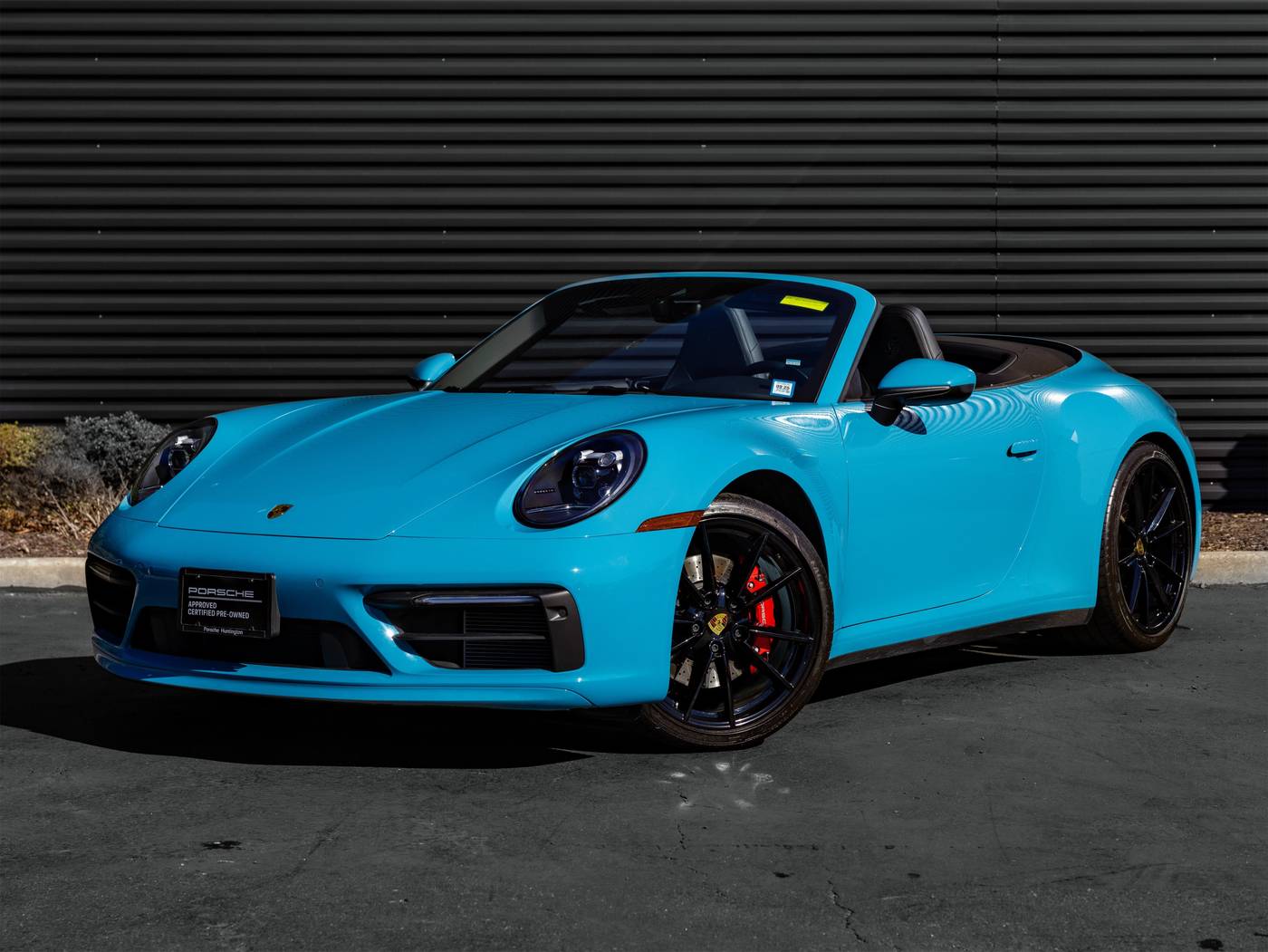2020 Porsche 911 Carrera S — Convertible — 18,050 mi — Huntington Station, NY