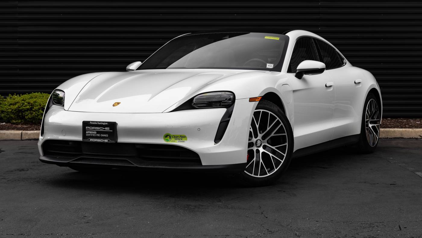 2020 Porsche Taycan 4S — Sedan — 21,184 mi — Huntington Station, NY