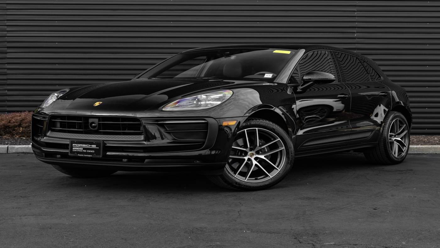2024 Porsche Macan Standard — SUV — 8,808 mi — Huntington Station, NY