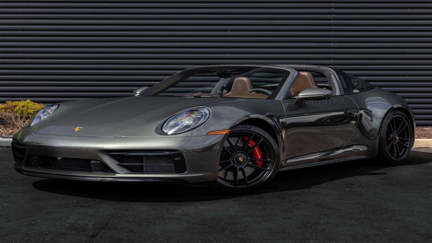 2024 Porsche 911 Targa 4S — Coupe — 1,907 mi — Huntington Station, NY
