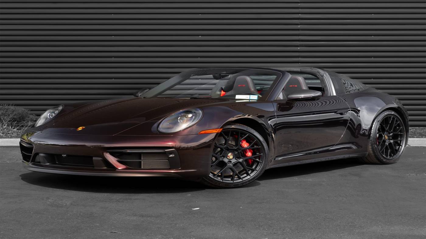 2024 Porsche 911 Carrera 4 GTS — Coupe — 1,909 mi — Huntington Station, NY