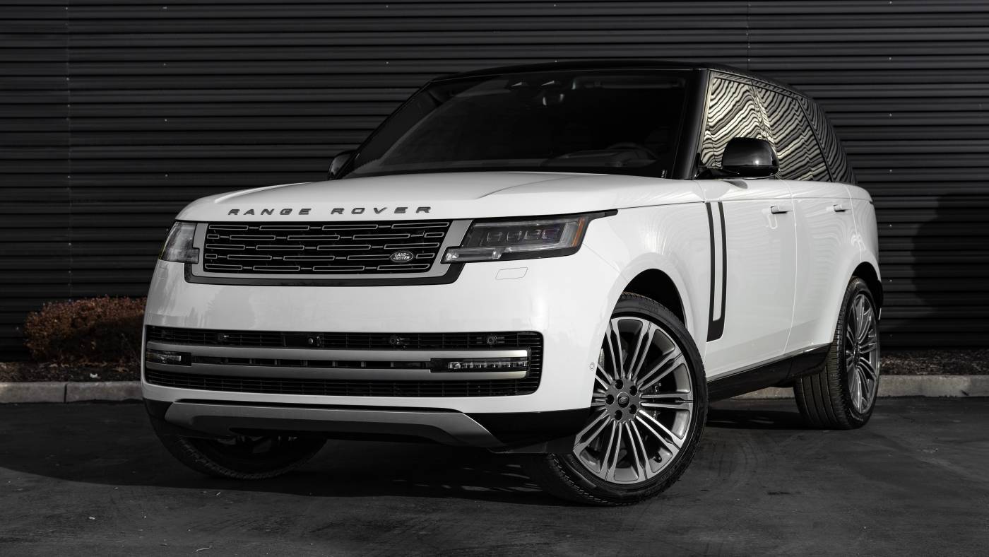 2024 Land Rover Range Rover SE — SUV — 7,337 mi — Huntington Station, NY