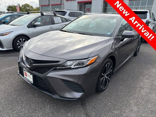 2019 Toyota Camry SE — Sedan — 24,343 mi — Riverhead, NY