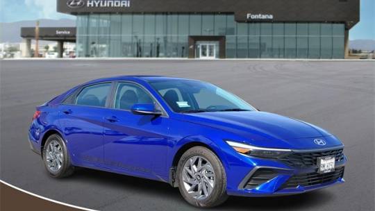 2024 Hyundai Elantra SEL — Sedan — 4,972 mi — Fontana, CA