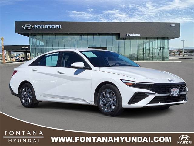 2025 Hyundai Elantra Hybrid Blue — Sedan — 3,112 mi — Fontana, CA
