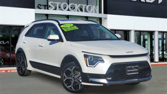 2024 Kia Niro Hybrid EX Touring — SUV — 3,452 mi — Stockton, CA