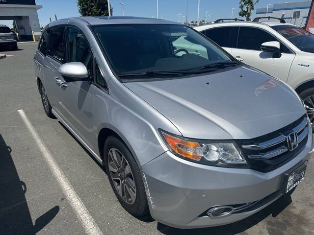 2014 Honda Odyssey Touring — Minivan — 101,316 mi — Stockton, CA