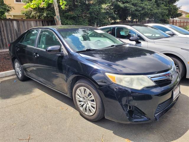 2014 Toyota Camry LE — Sedan — 181,845 mi — Stockton, CA