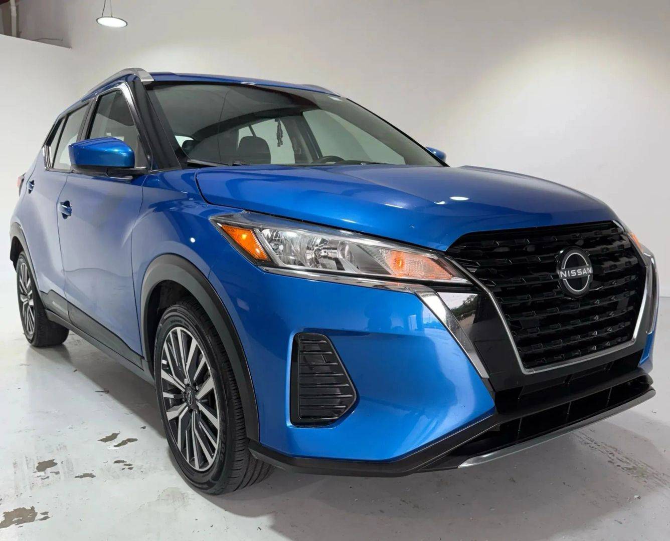2023 Nissan Kicks SV — SUV — 48,683 mi — Houston, TX