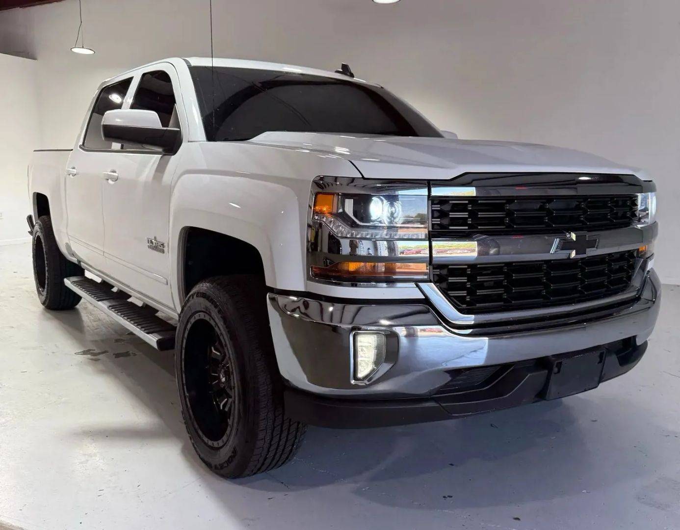 2018 Chevrolet Silverado 1500 LT — Pickup Truck — 102,952 mi — Houston, TX
