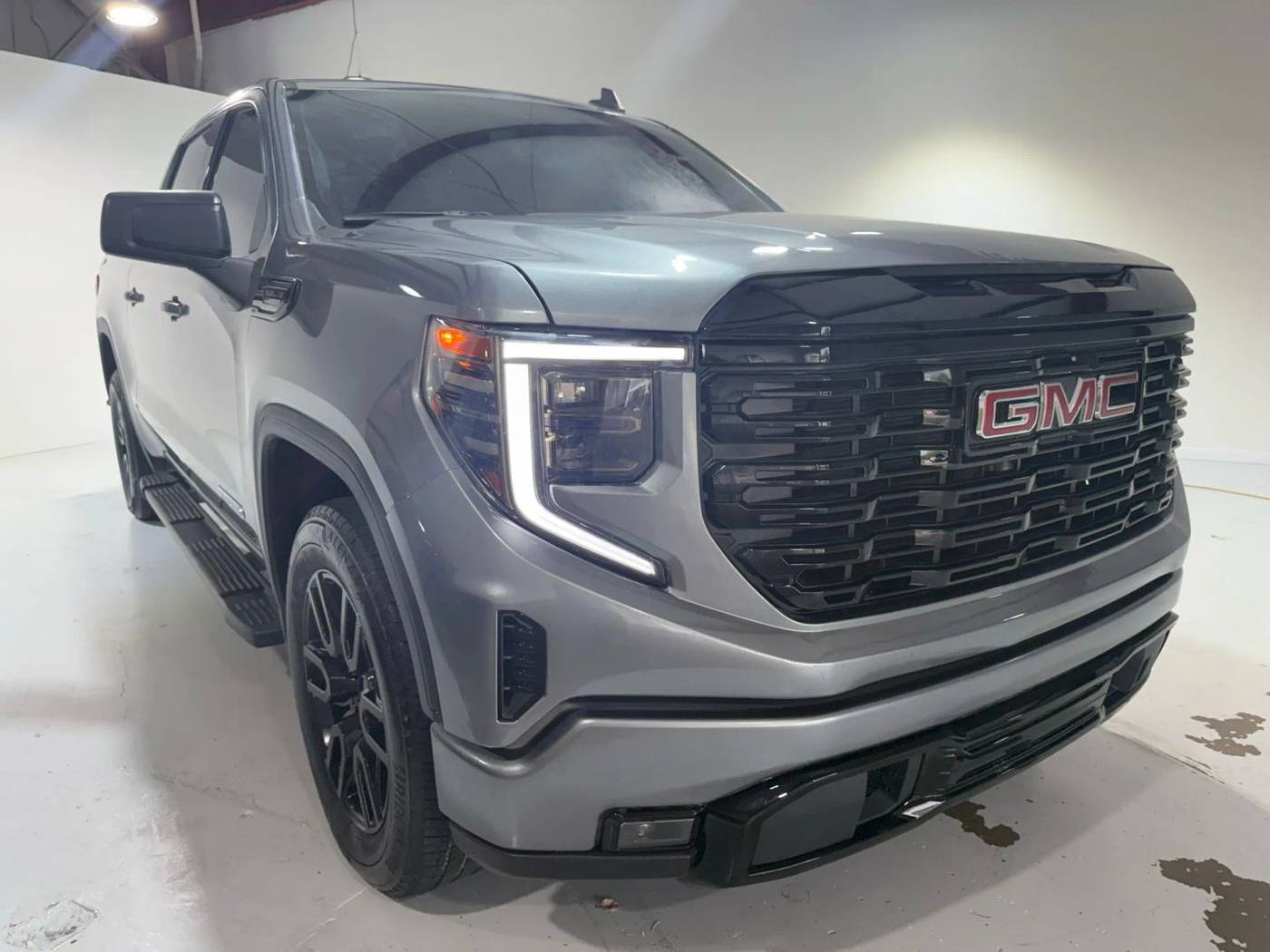 2022 GMC Sierra 1500 Limited Elevation — Pickup Truck — 34,815 mi — Houston, TX