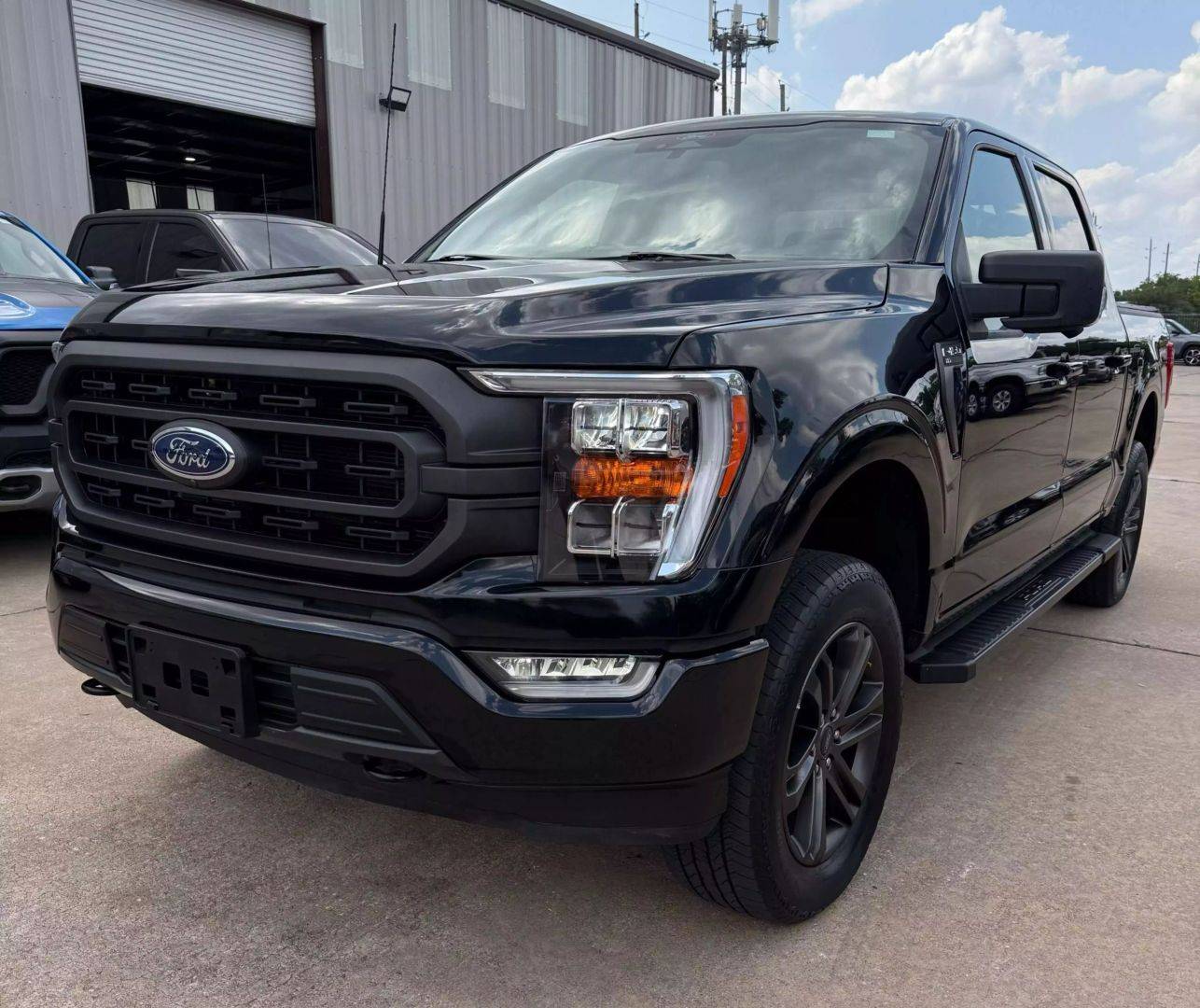 2022 Ford F-150 XLT — Pickup Truck — 42,502 mi — Houston, TX