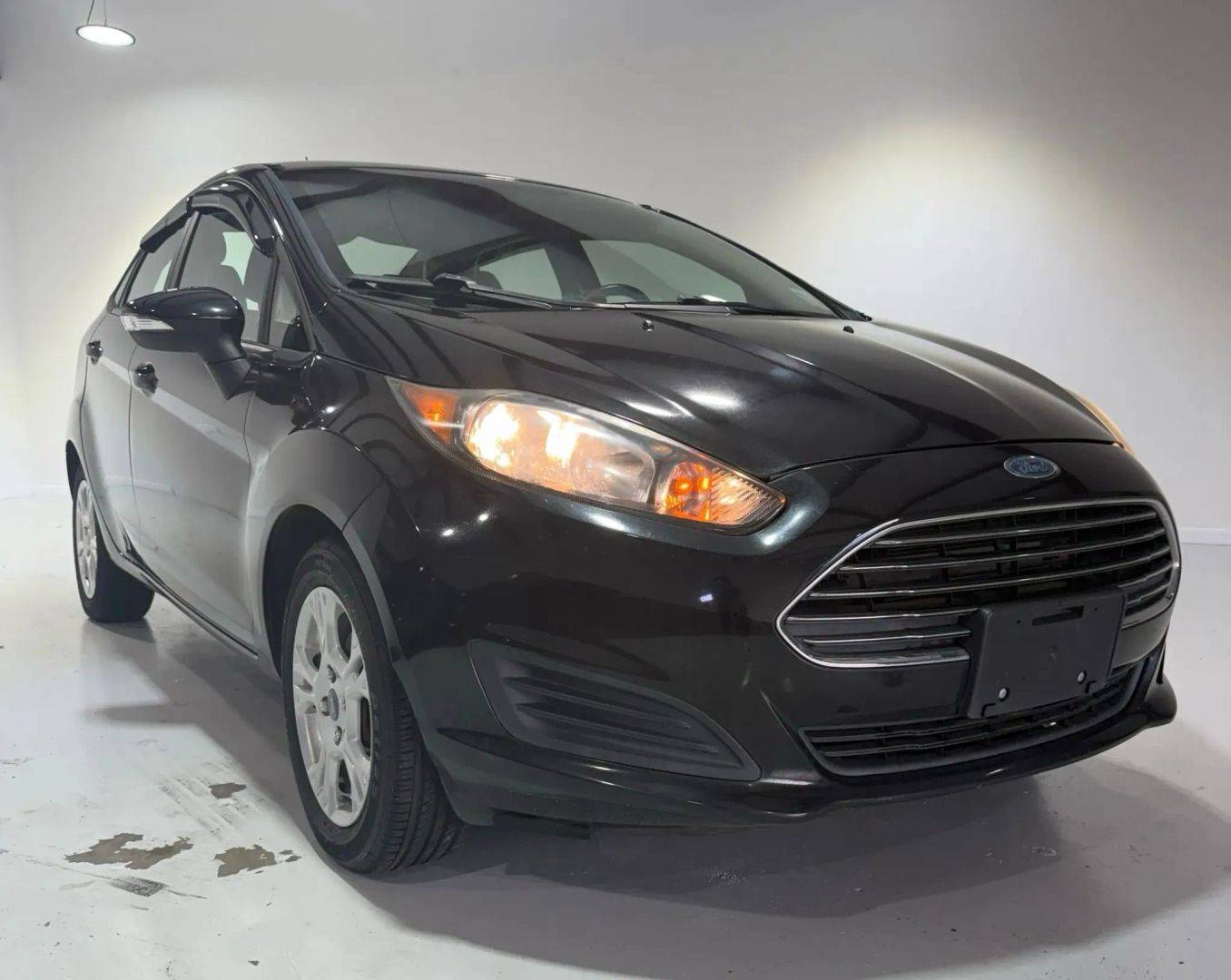 2015 Ford Fiesta SE — Sedan — 44,630 mi — Houston, TX