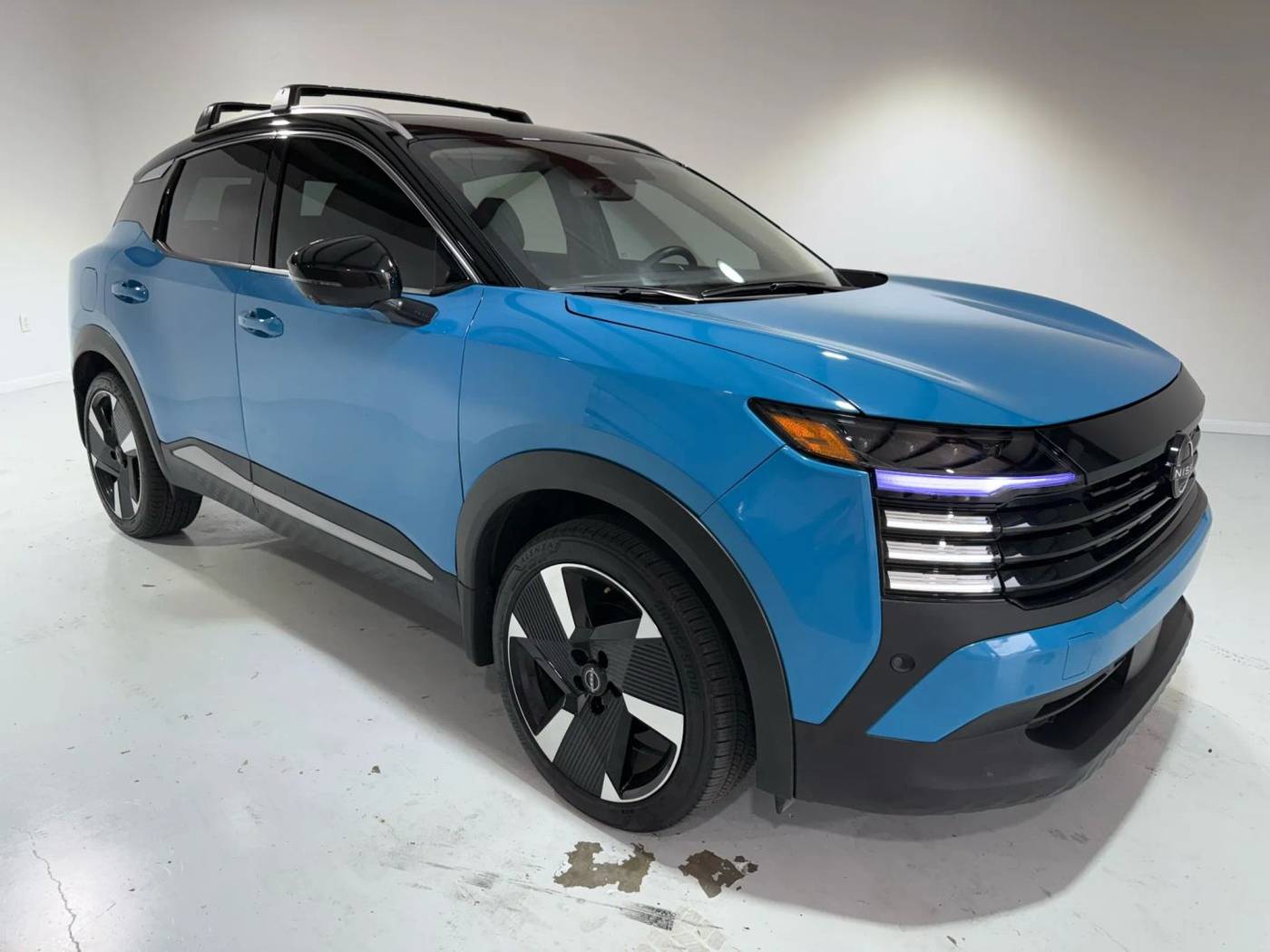 2025 Nissan Kicks SR — SUV — 5,039 mi — Houston, TX