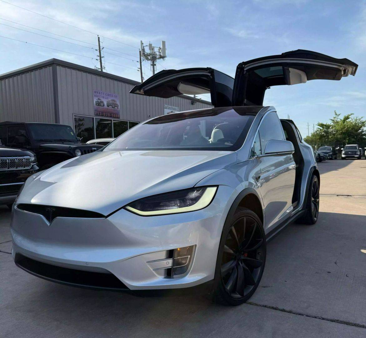2016 Tesla Model X 75D — SUV — 71,715 mi — Houston, TX