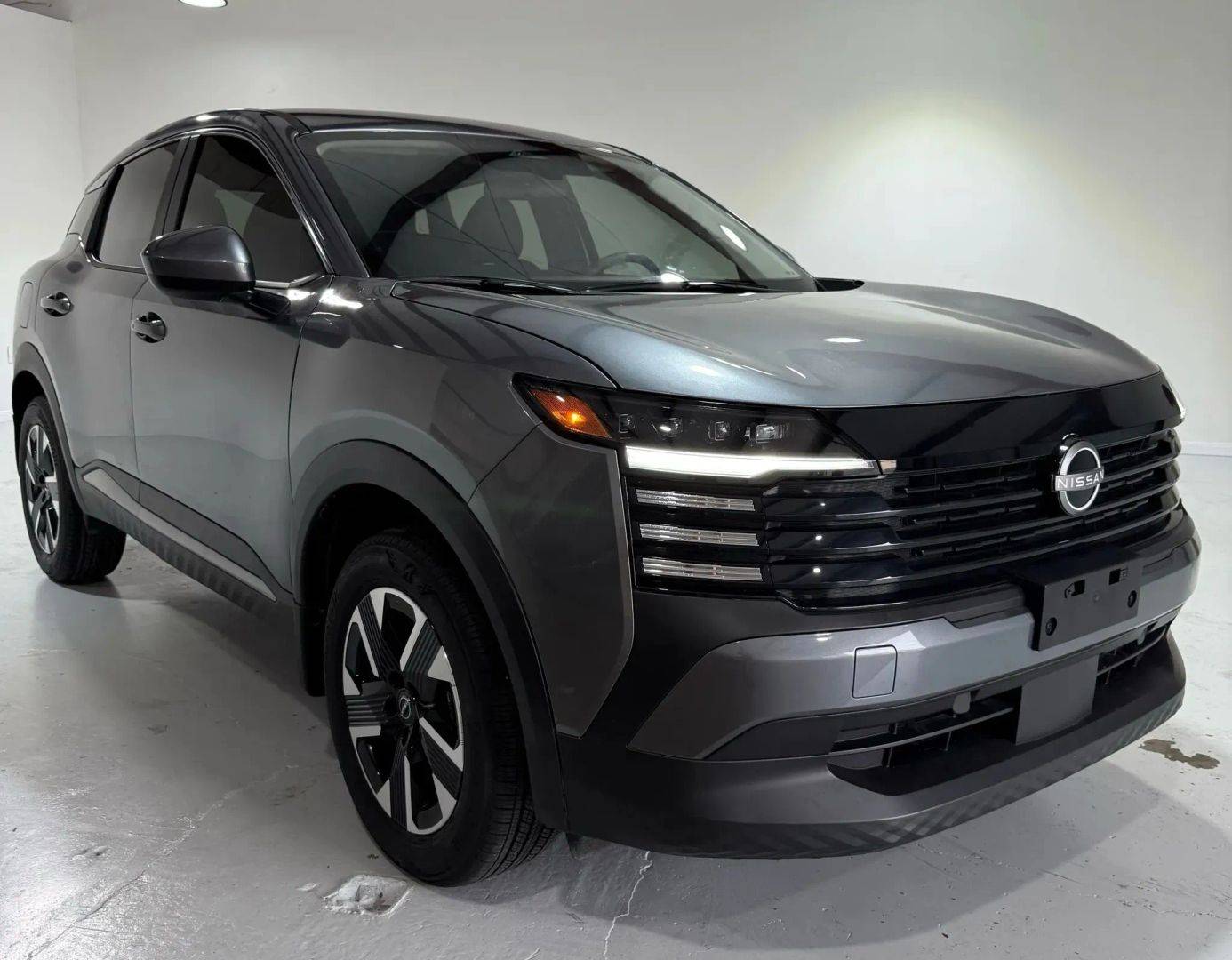 2025 Nissan Kicks SV — SUV — 2,095 mi — Houston, TX