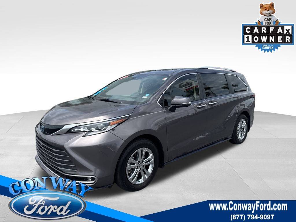 2022 Toyota Sienna Platinum — Minivan — 37,883 mi — Conway, SC