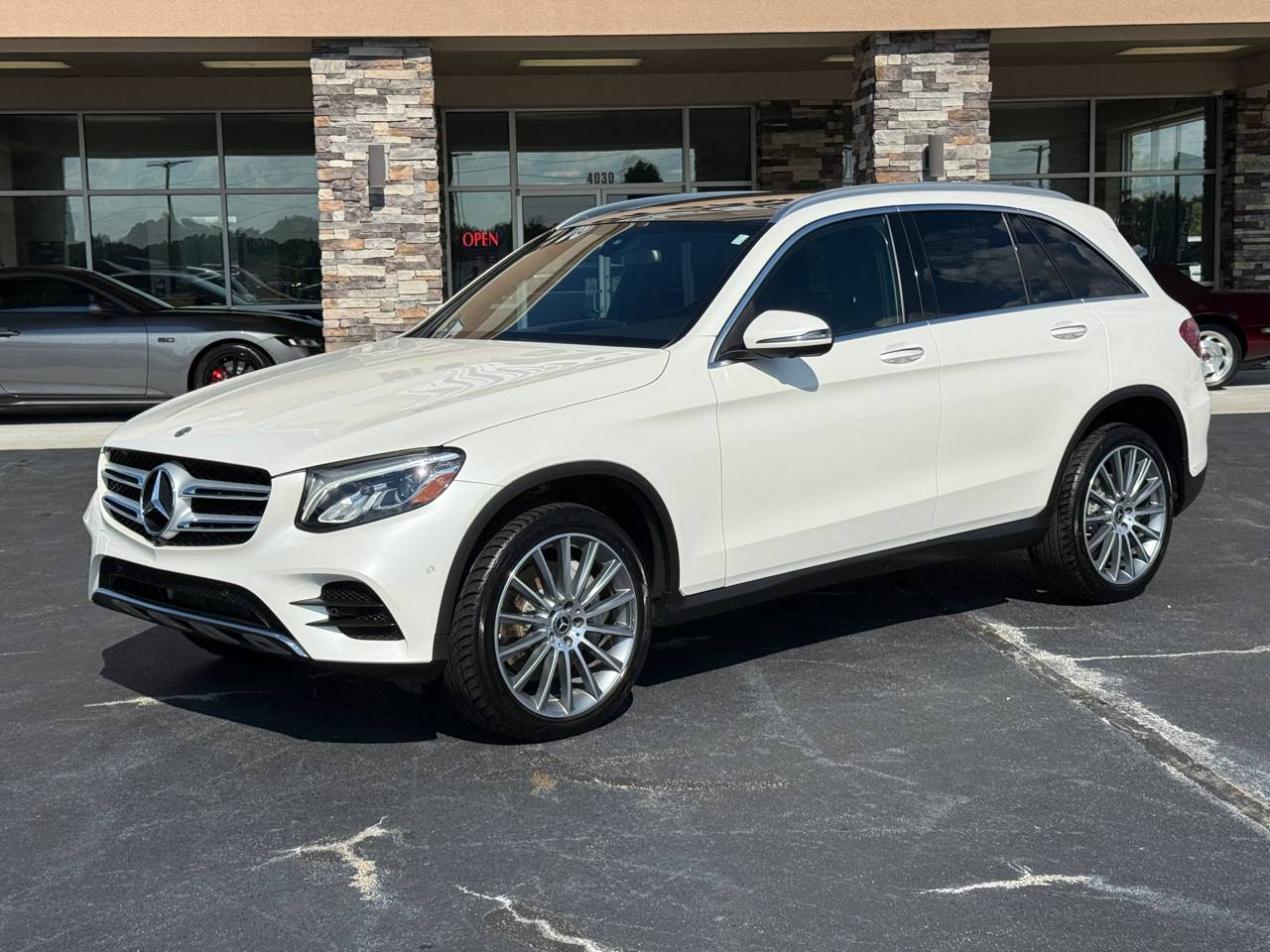 2018 Mercedes-Benz GLC GLC 300 — SUV — 89,174 mi — Washington, NC