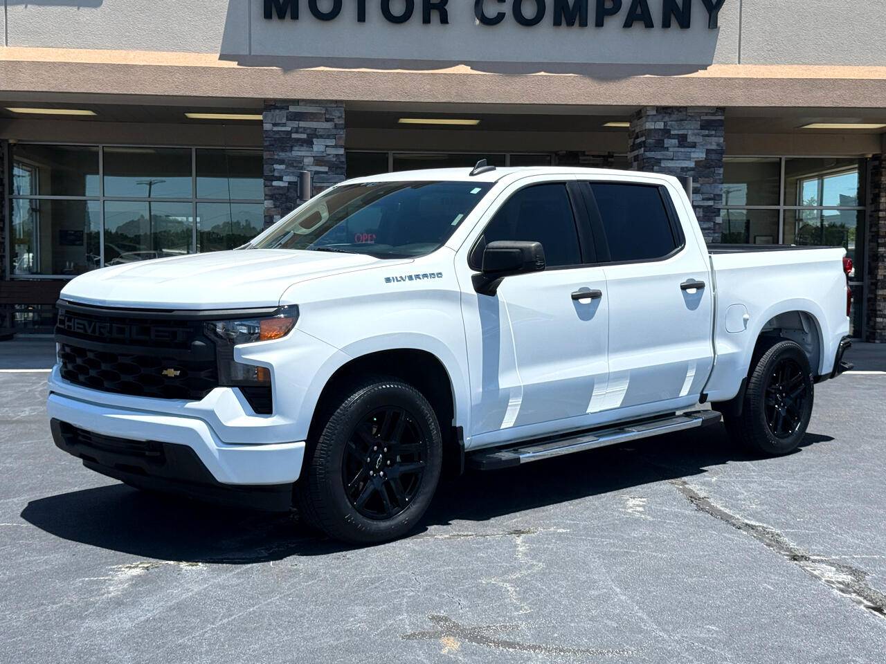 2022 Chevrolet Silverado 1500 Custom — Pickup Truck — 75,012 mi — Washington, NC