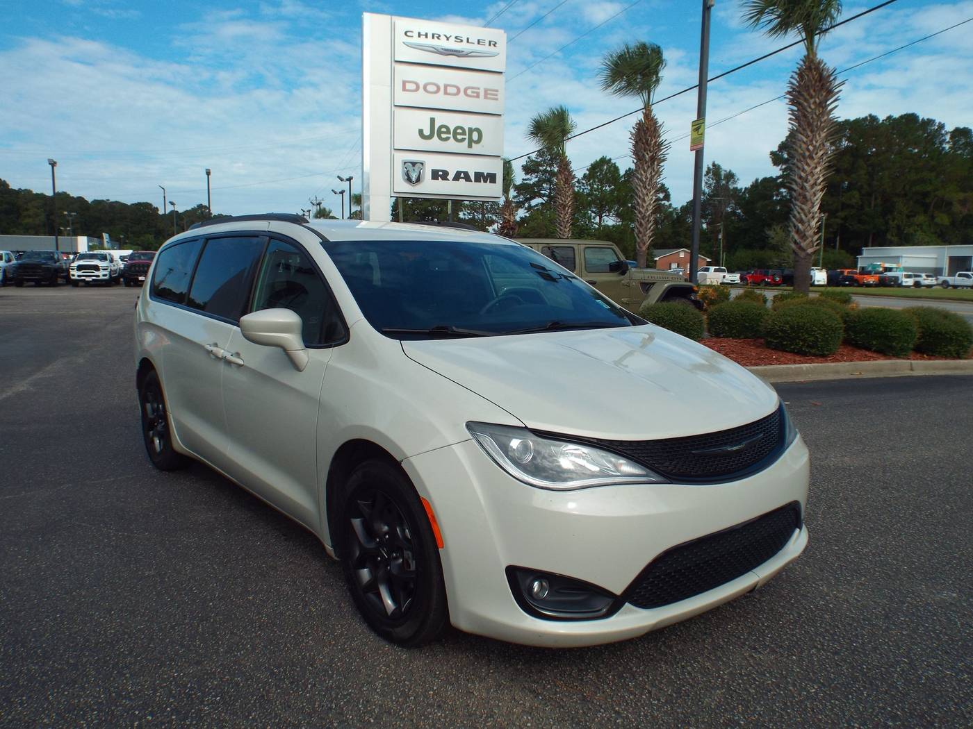 2020 Chrysler Pacifica Touring L Plus — Minivan — 108,296 mi — Conway, SC