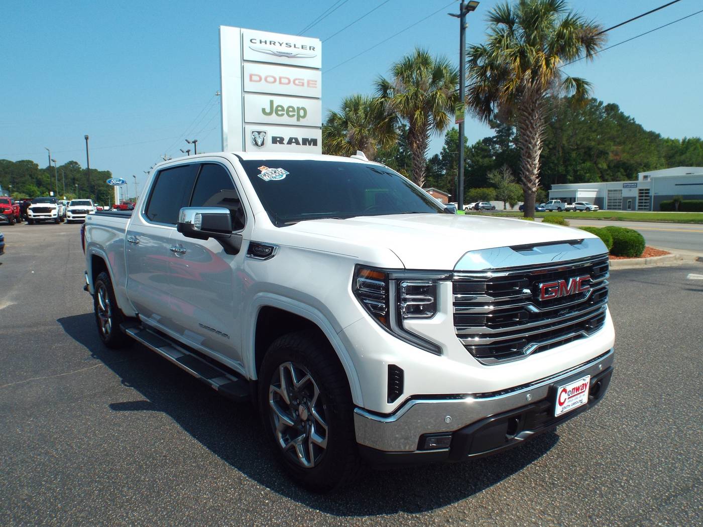 2024 GMC Sierra 1500 SLT — Pickup Truck — 29,403 mi — Conway, SC