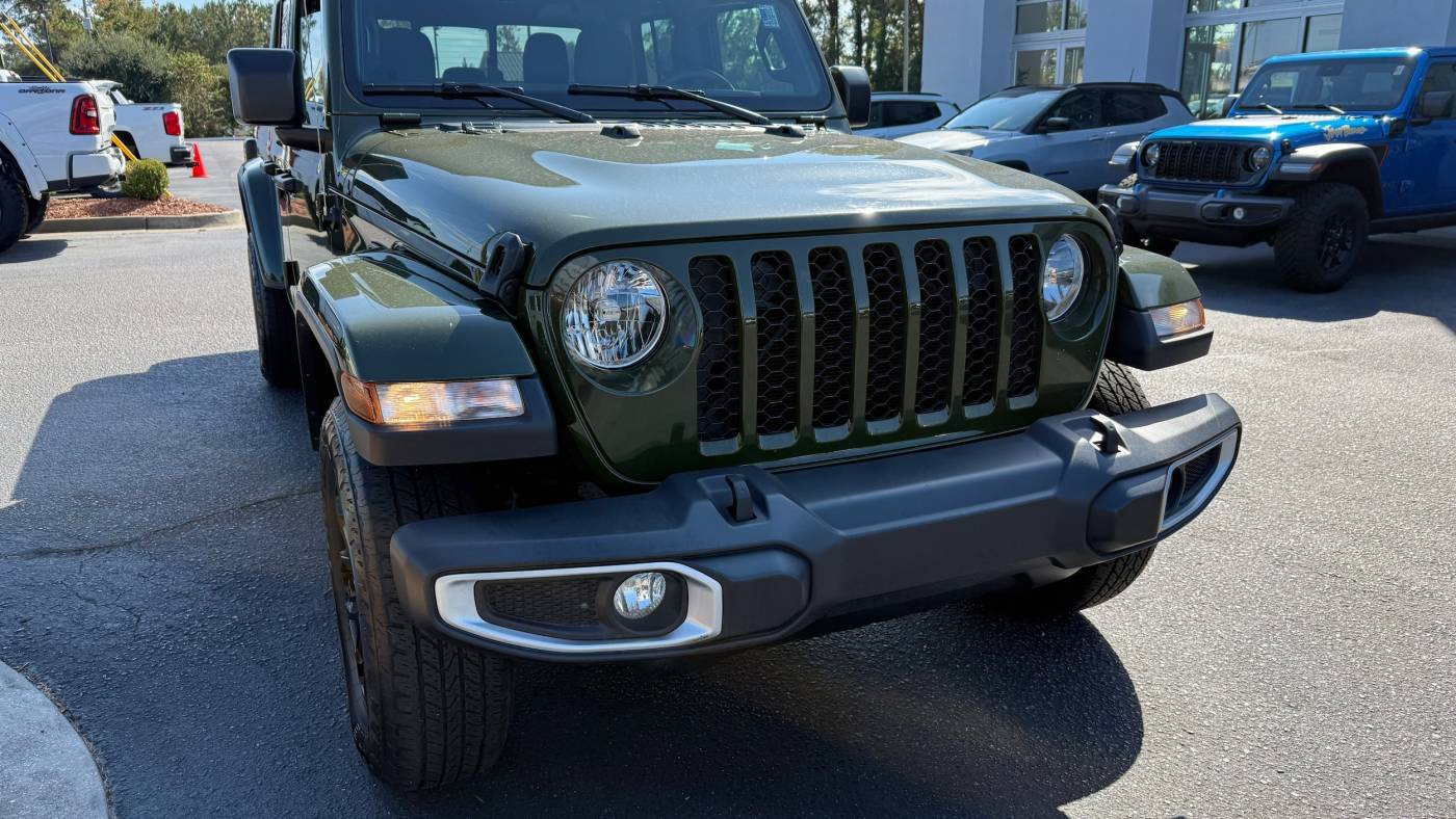 2023 Jeep Gladiator Sport S — Pickup Truck — 30,998 mi — Conway, SC