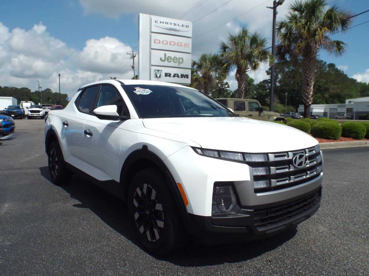 2025 Hyundai Santa Cruz SE — Pickup Truck — 1,734 mi — Conway, SC
