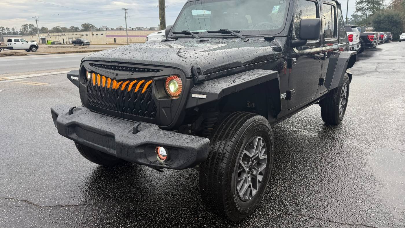 Thumbnail 3