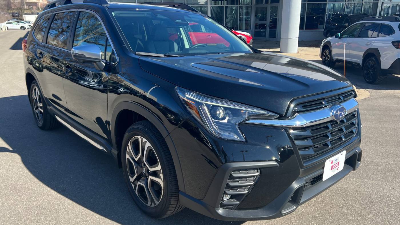2023 Subaru Ascent Limited — SUV — 3,649 mi — Madison, WI