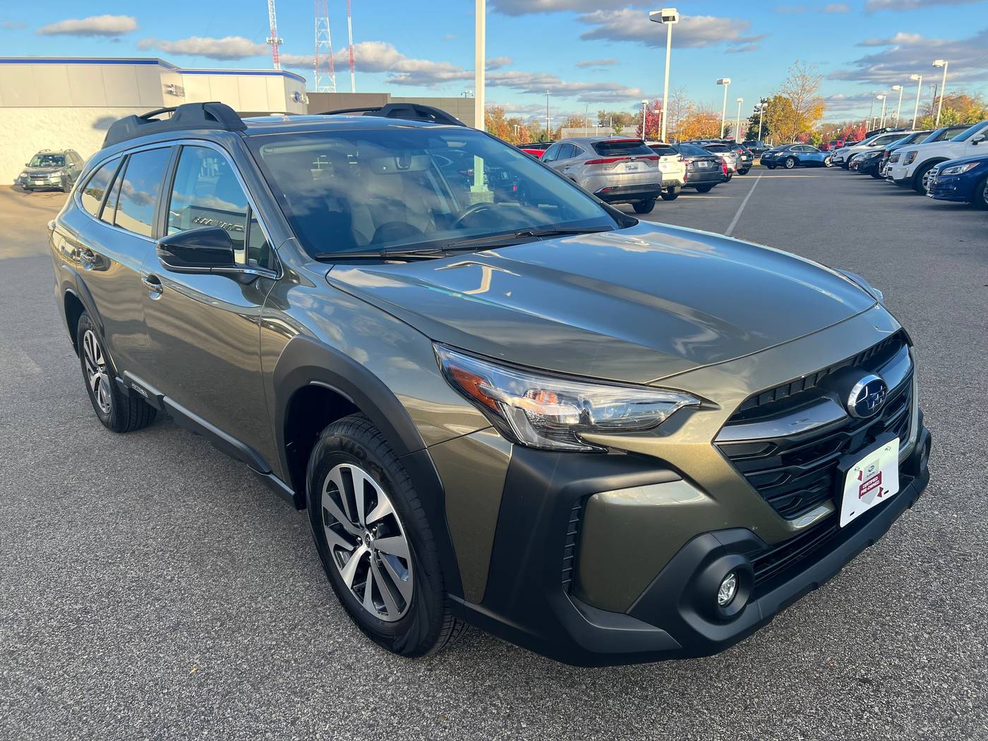 2025 Subaru Outback Premium — SUV — 4,055 mi — Madison, WI