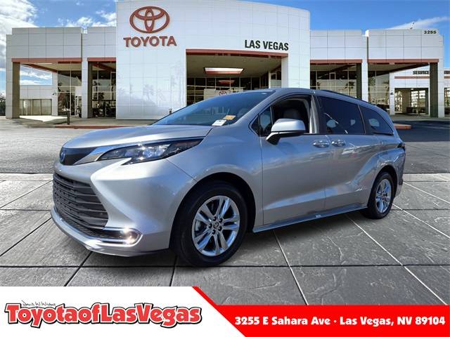 2024 Toyota Sienna XLE — Minivan — 31,397 mi — Las Vegas, NV