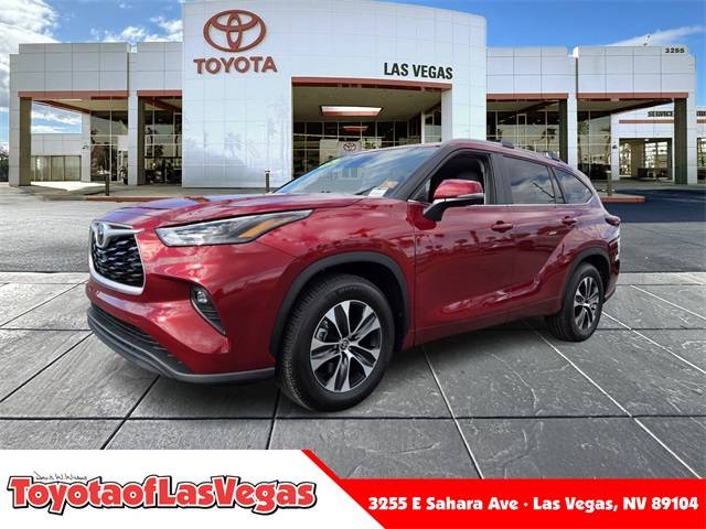 2025 Toyota Highlander XLE — SUV — 174 mi — Las Vegas, NV