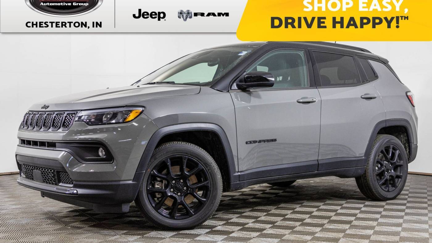2023 Jeep Compass Altitude — SUV — 5,447 mi — Chesterton, IN