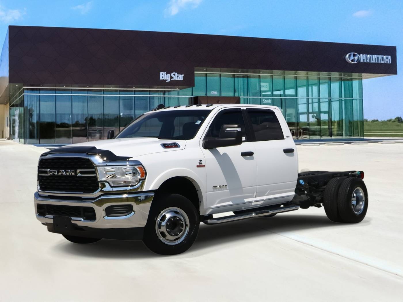 2024 Ram 3500 Chassis Cab SLT — Chassis Cab Truck — 2,756 mi — Friendswood, TX