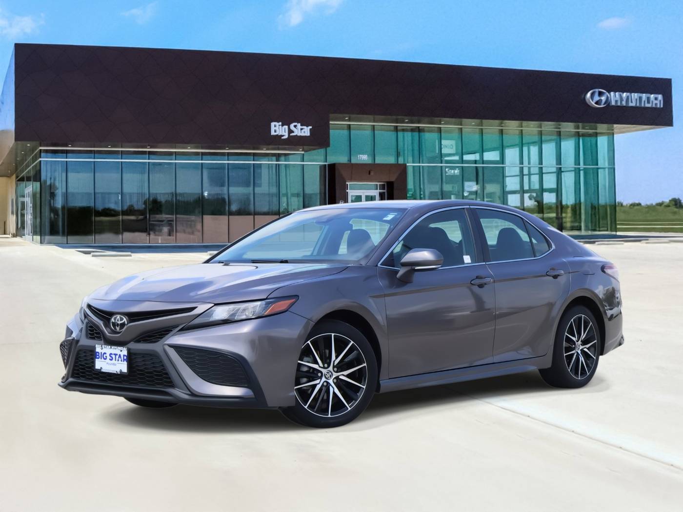 2022 Toyota Camry SE — Sedan — 75,214 mi — Friendswood, TX