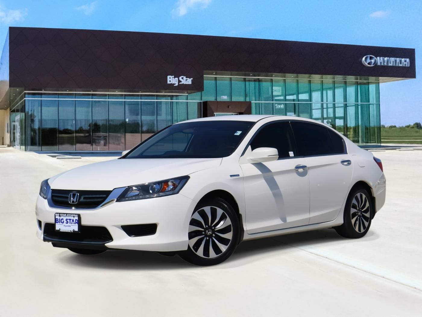 2015 Honda Accord Hybrid — Sedan — 112,013 mi — Friendswood, TX